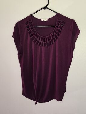 Maurices Women’s Cutout Detail Short Sleeve Top - Deep Plum